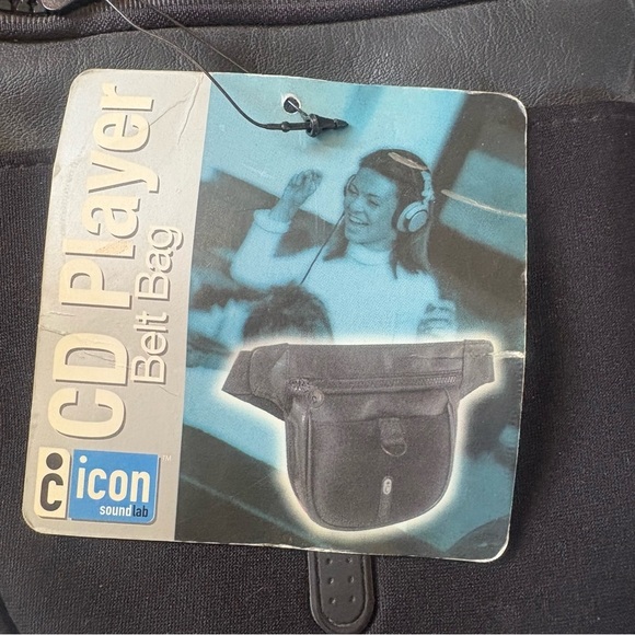 Vintage NWT Icon Black CD Player Belt Bag Y2K 90s CD Holder - Picture 4 of 7